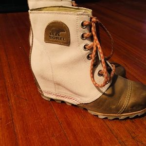 Sorel Wedge Boots.